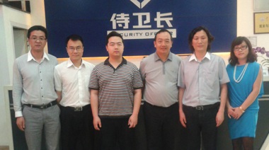 通過(guò)中擂公司的策劃，我們公司開(kāi)發(fā)的一款北斗衛(wèi)星安全導(dǎo)航防盜反劫產(chǎn)品找到了精準(zhǔn)的定位，并成功簽約著名演員何家勁為品牌代言，對(duì)于提高品牌創(chuàng)新度很有幫助，這次與中擂合作很愉快。